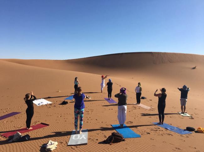 Stage yoga dans le désert marocain