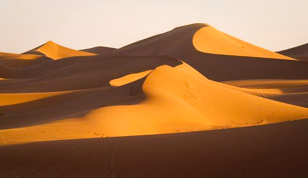 Journee a Erg Chegaga en 4x4 . : Une journée à chegaga, excursion une journee  a 1erg chegaga, journee en 4x4 a erg chegaga, la visite a erg chegaga, excursion dune 